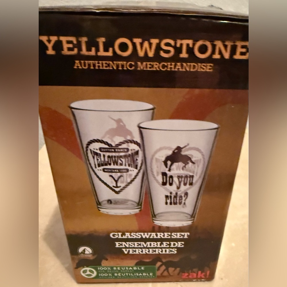 NIB Yellowstone Authentic Merchandise Glassware two(2)
16oz/473ml Glasses - Picture 11 of 16